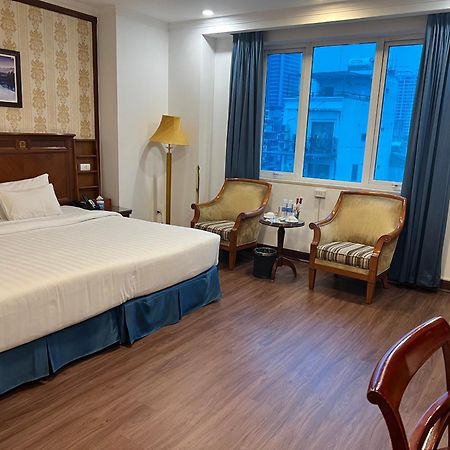 A25 Hotel - 19 Phan Dinh Phung Ханой Екстериор снимка