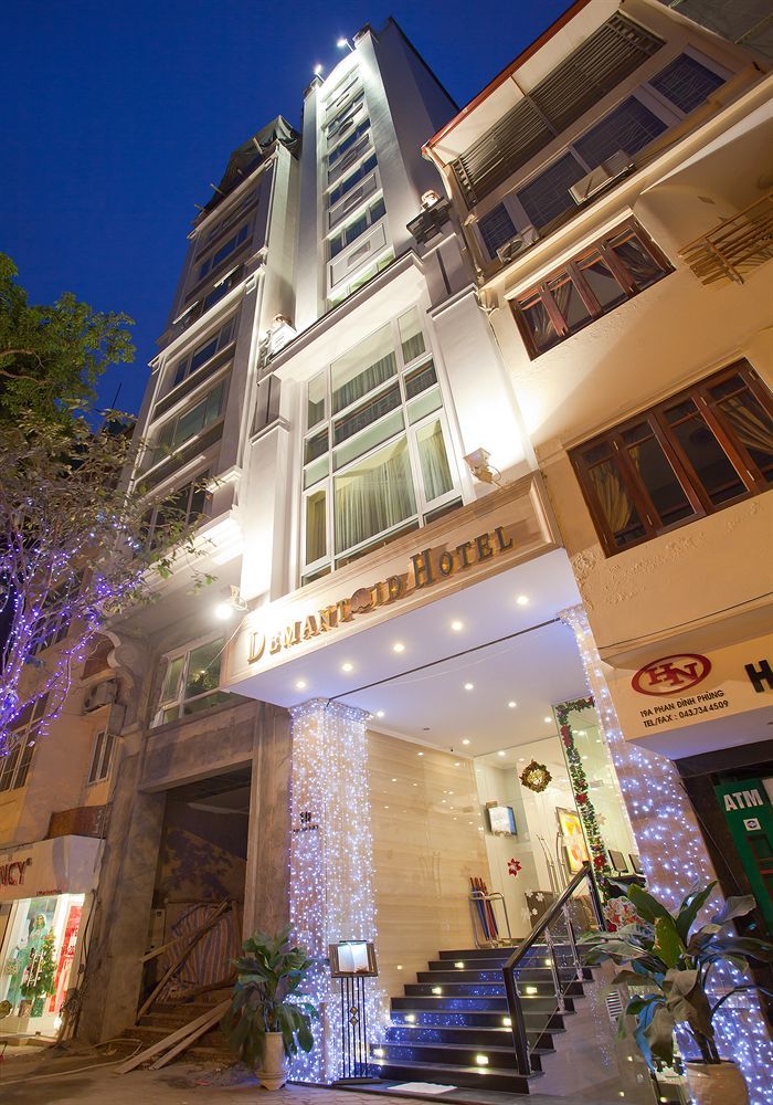 A25 Hotel - 19 Phan Dinh Phung Ханой Екстериор снимка